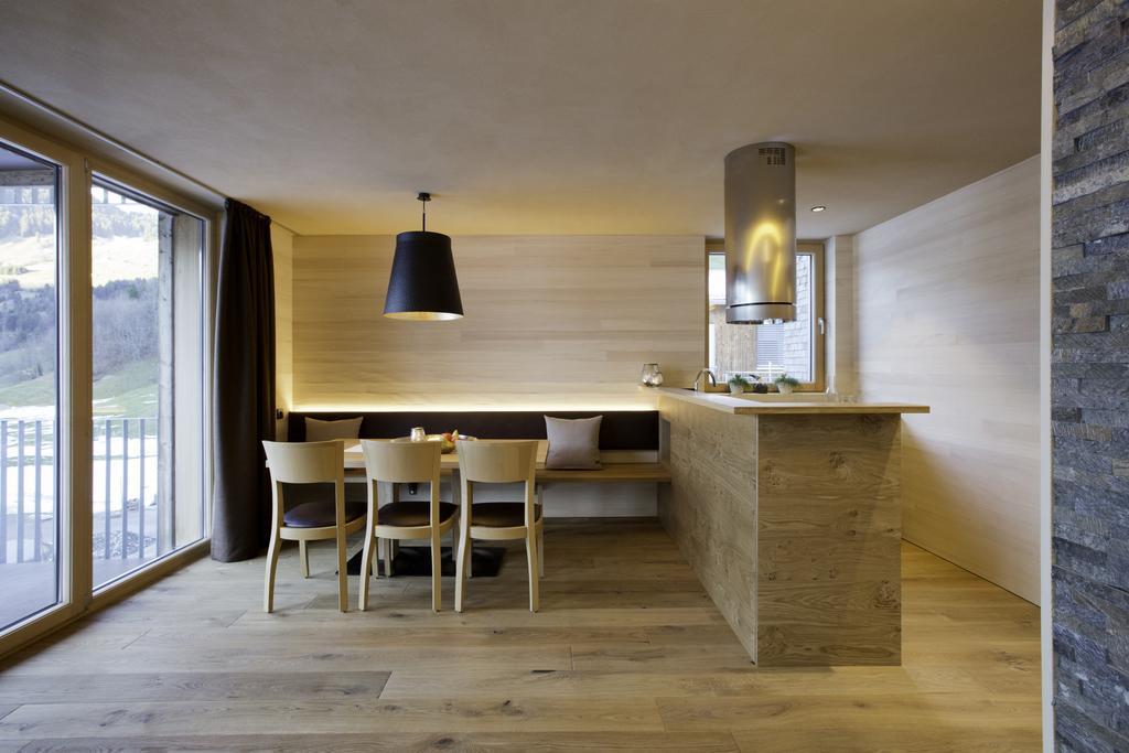 N Apartments Hotel Schoppernau Szoba fotó